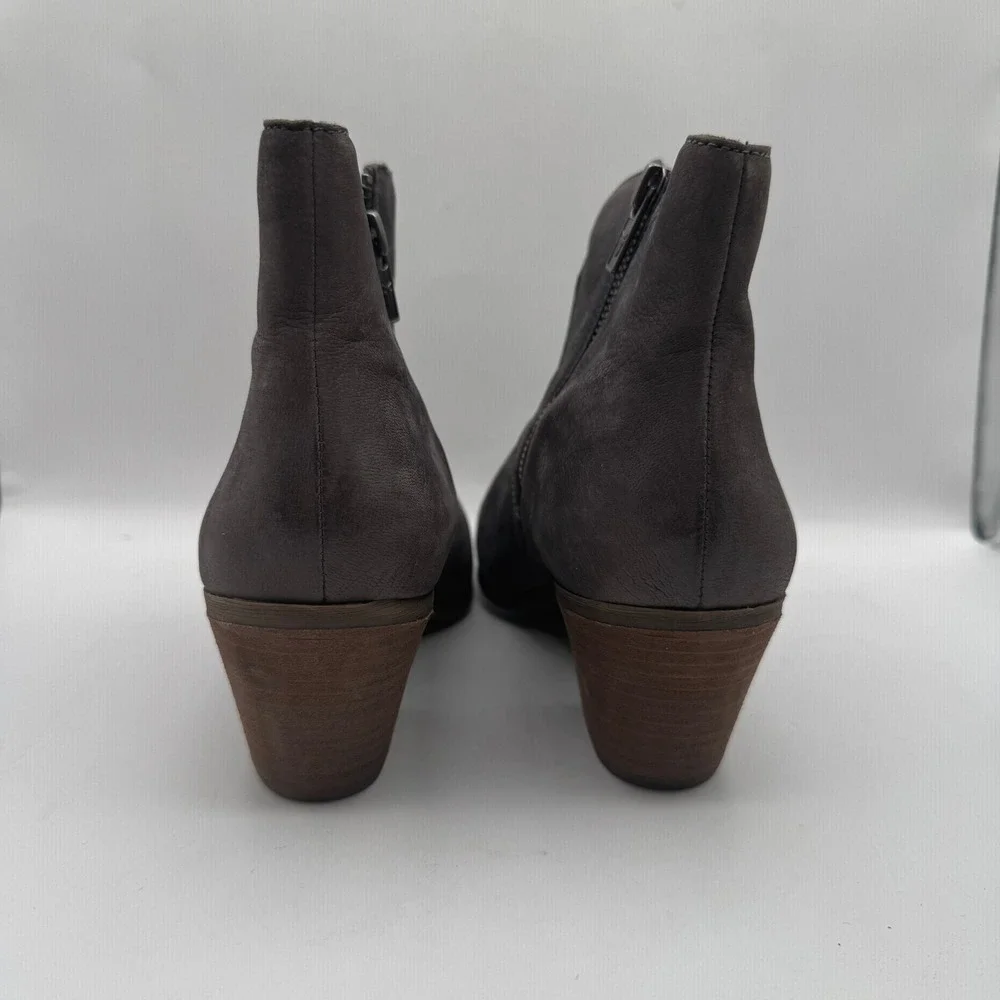 Frye Ankle Booties Womens 8.5 Grey Leather Pointed Toe Stacked Heel 3471731-JEA